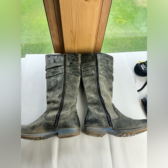 Bed|Stu Distressed Leather Boots - Picture 8 of 8